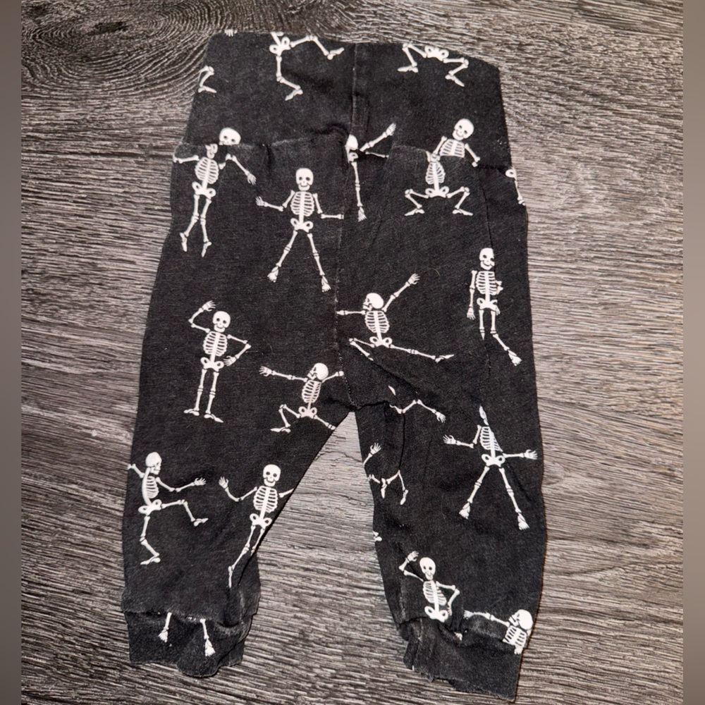 Black Dancing Skeleton Print Baby Newborn Handmade Cuffed Leggings Fall Unisex